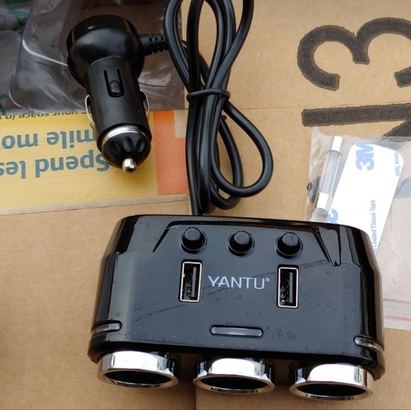 Yantu 12V 3 Socket Car Charger Adapter - Picture 4 of 7